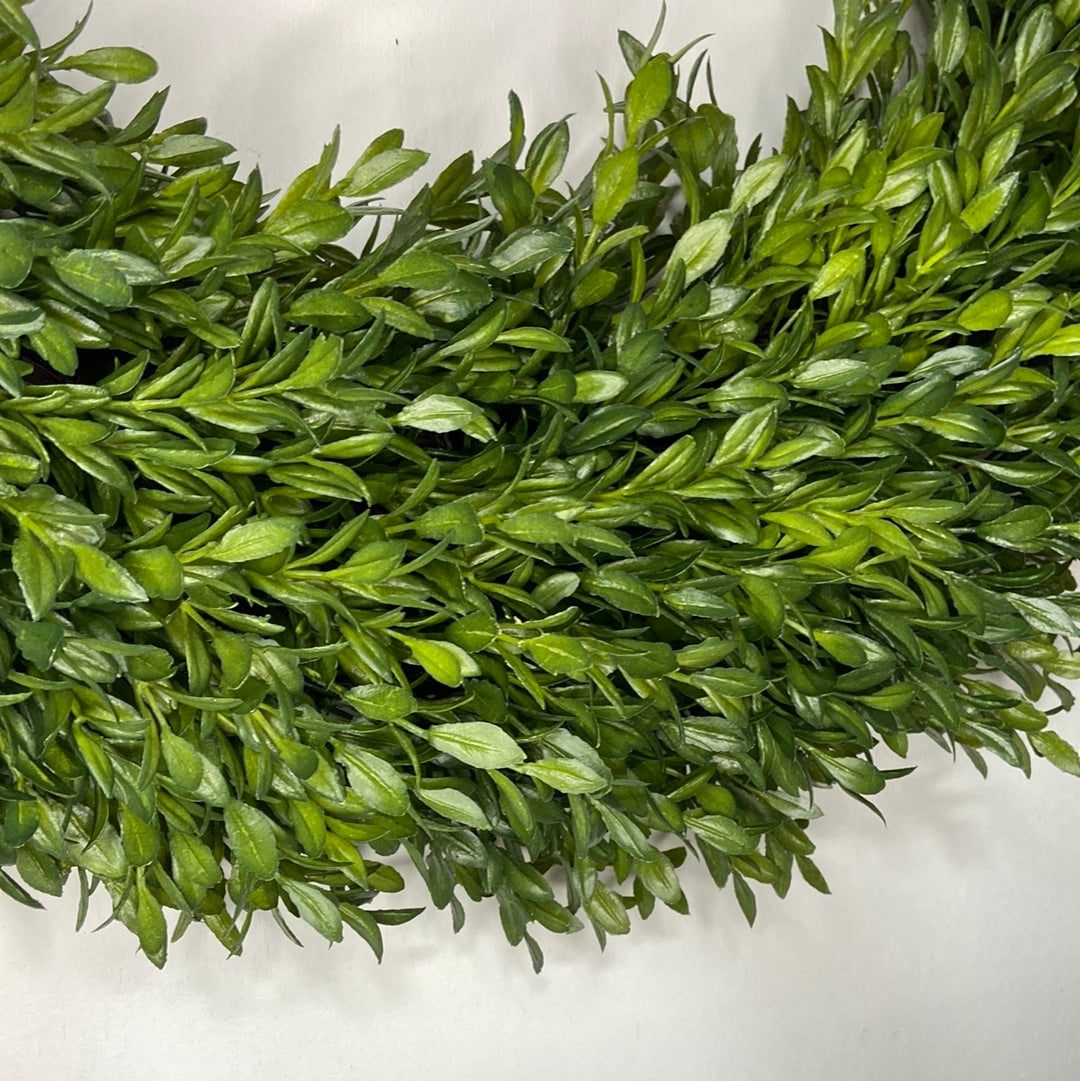 24” Boxwood Tea Leaf Wreath