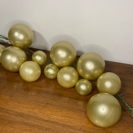 10’ Light Gold Ball Garland