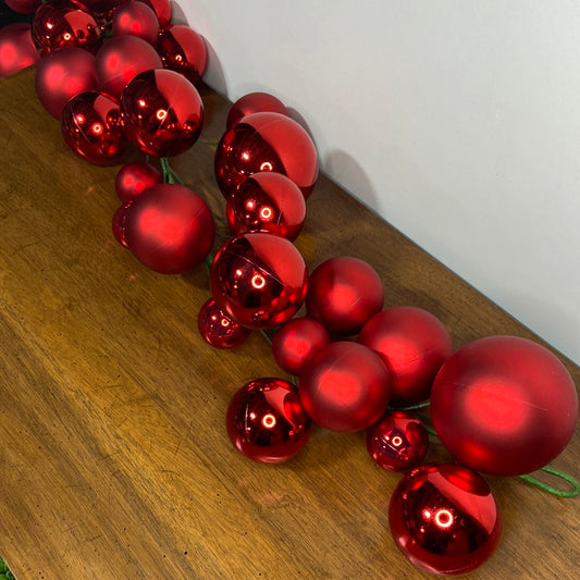 4’ Red Ball Garland