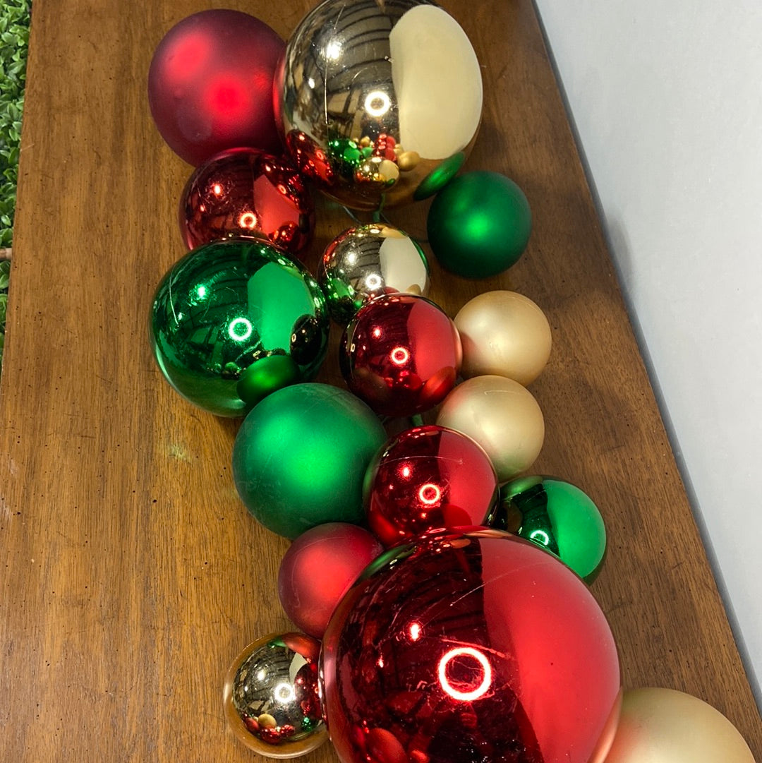 4’ Red, Green, and Gold Ball Garland
